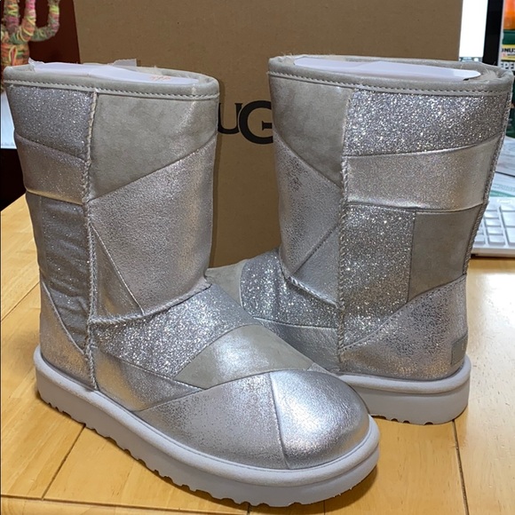 AUTH NIB UGG CLASSIC GLITTER PATCHWORK BOOTS US7 - Picture 1 of 9